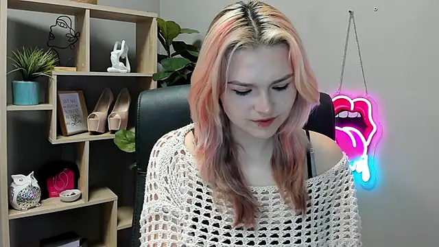 SweetLilyxo online show from 07.07.26