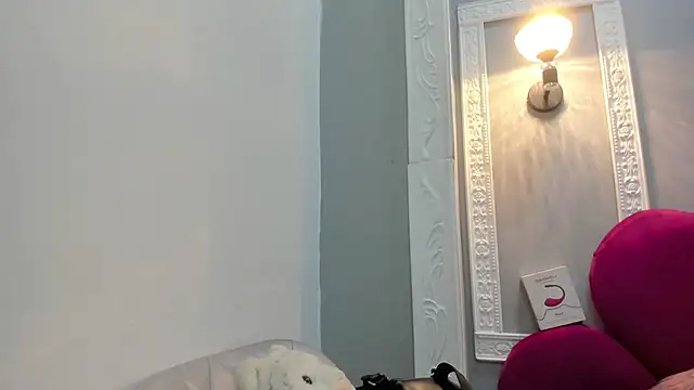 Snapshot of Raven_love chatting on 06.19.26 Raven love online show from 06.19.26