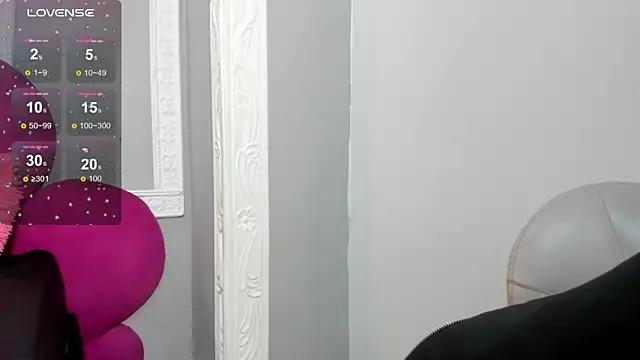 Snapshot of Raven_love chatting on 07.10.26 Raven love online show from 07.10.26