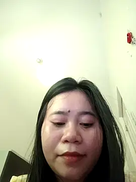 Snapshot of Freshberrry chatting on 03.23.26 Freshberrry online show from 03.23.26