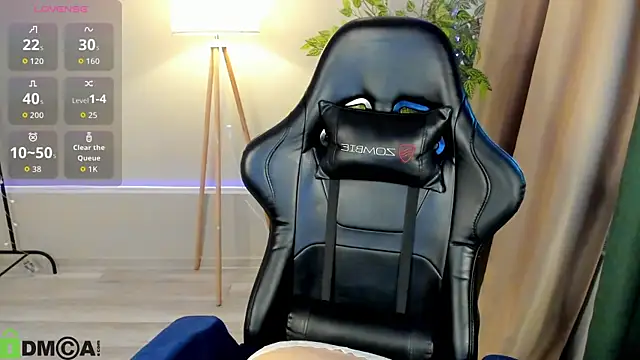 crispy amber online show from 03.17.26