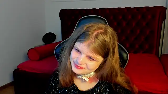 ChloeHalses online show from 04.29.26