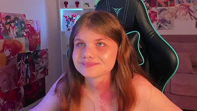 ChloeHalses online show from 06.15.26