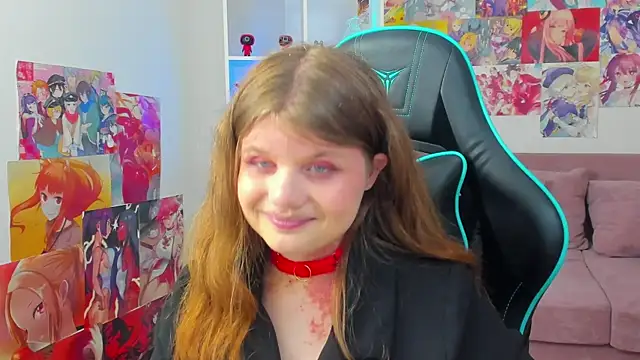 ChloeHalses online show from 07.06.26