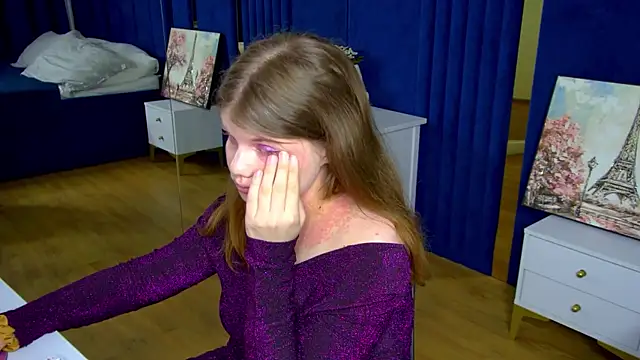 ChloeHalses online show from 07.12.26
