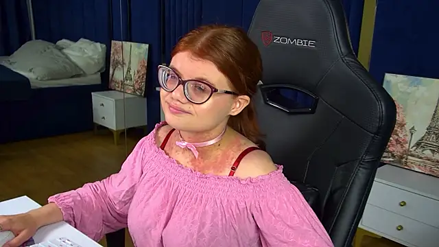 ChloeHalses online show from 07.31.26