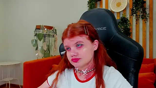 ChloeHalses online show from 08.03.26