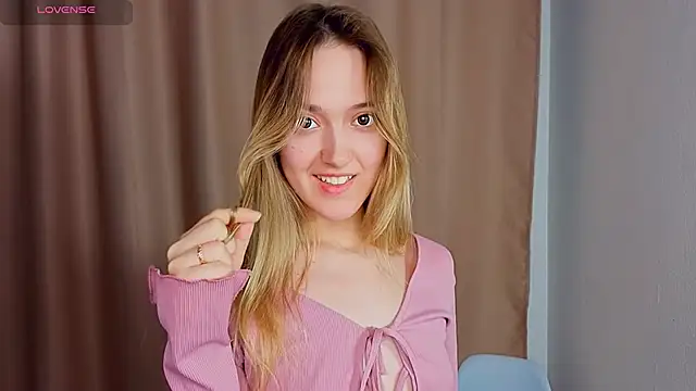 SupakuChan online show from 03.20.26