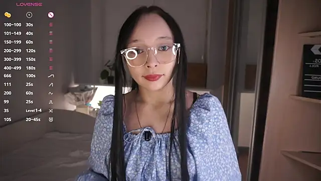 HannaHayles online show from 03.09.26