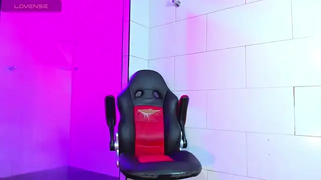 Maddye Fox online show from 03.06.26