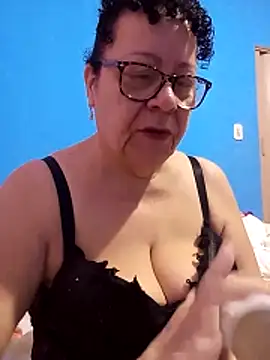 Snapshot of Luach chatting on 02.09.26 Luach online show from 02.09.26