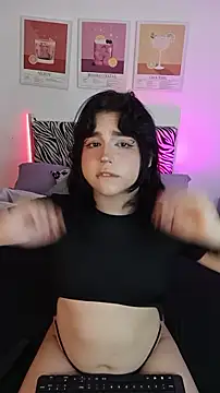 Daniellesins1 online show from 02.23.26