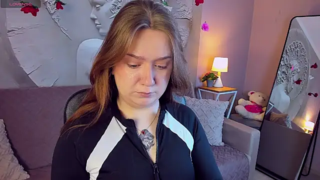 RachelDiRose online show from 03.15.26