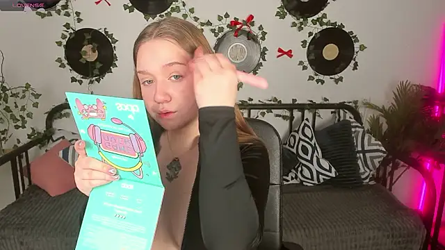 RachelDiRose online show from 03.18.26