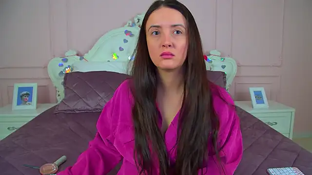 ElinaBellucci online show from 02.18.26