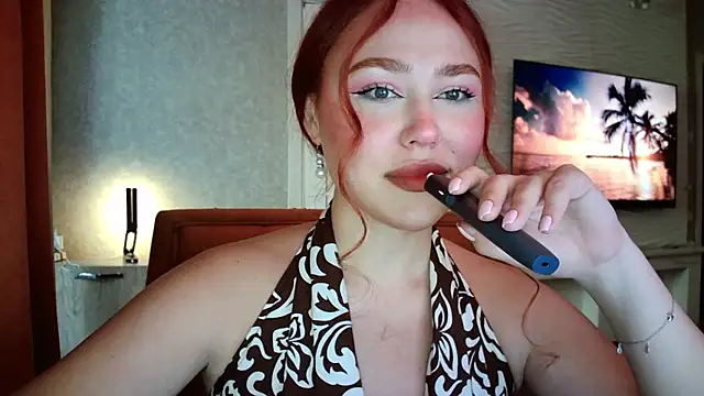 LolaaMint  online show from 06.13.26