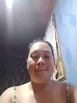 Snapshot of May_Bombs chatting on 06.19.26 May Bombs online show from 06.19.26