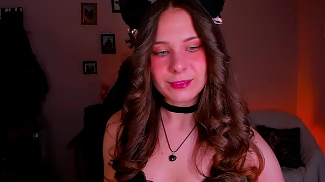 LanaLovely online show from 05.08.26
