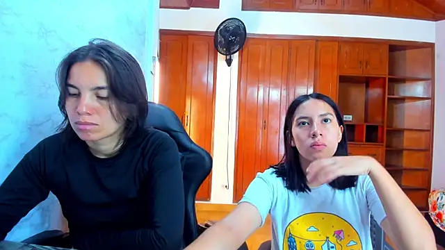Emily and Soffy online show from 04.24.26