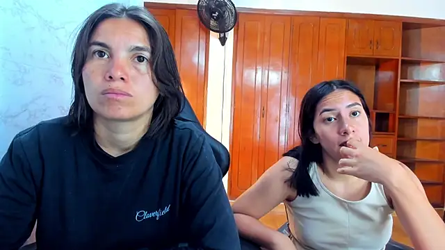 Emily and Soffy online show from 04.28.26
