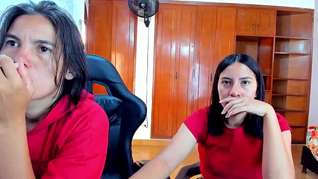 Emily and Soffy online show from 05.01.26
