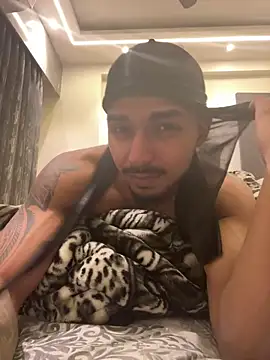 Snapshot of PimpDante chatting on 05.16.26 PimpDante online show from 05.16.26