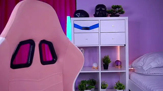 MistyReeds online show from 02.14.26