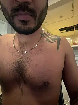 Snapshot of DaggerTie chatting on 03.24.26 DaggerTie online show from 03.24.26