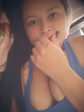 Snapshot of brunaahot chatting on 06.16.26 brunaahot online show from 06.16.26