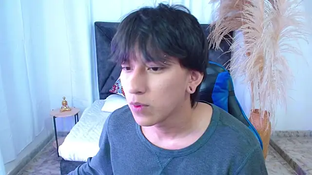 nikoo 18 online show from 02.18.26