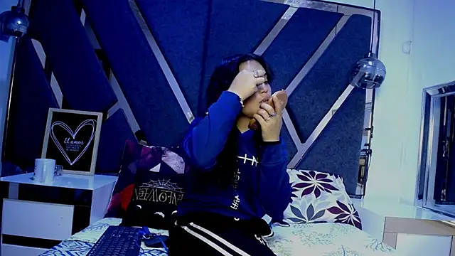 Maggyx online show from 06.09.26