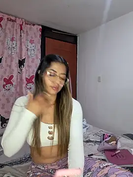  as una77 online show from 02.17.26