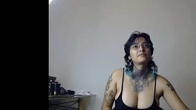 Ivyravens online show from 02.20.26