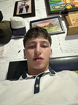 ARON LUXX online show from 03.14.26