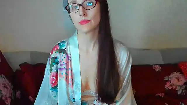 Snapshot of beddable_woman chatting on 05.12.26 beddable woman online show from 05.12.26