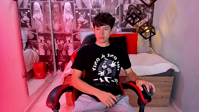 Christian Foxx online show from 04.29.26