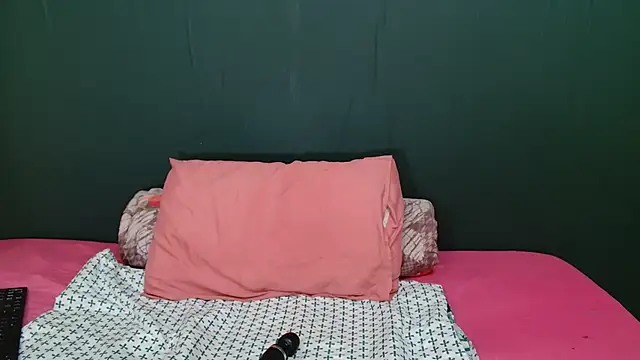 Snapshot of Freaky_CardiXX chatting on 02.19.26 Freaky CardiXX online show from 02.19.26