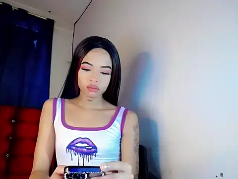 DahliaGill online show from 06.08.26
