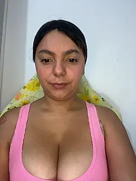 Snapshot of Africa_Collin chatting on 03.11.26 Africa Collin online show from 03.11.26