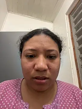 Snapshot of daphne_grande chatting on 05.24.26 daphne grande online show from 05.24.26
