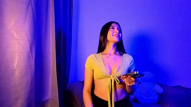 Snapshot of Chinicr18 chatting on 03.22.26 Chinicr18 online show from 03.22.26