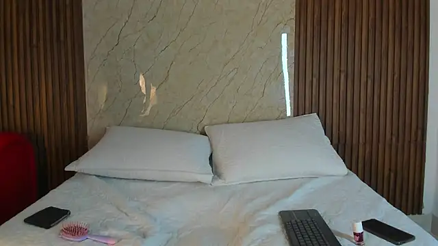 candy hot dirty online show from 03.08.26