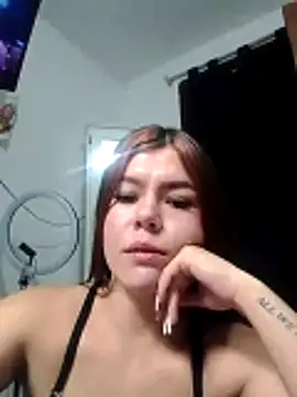 EmiNavarro online show from 06.22.26