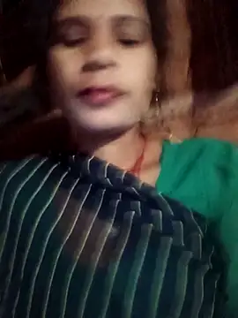 Snapshot of Hot_ree64 chatting on 04.15.26 Hot ree64 online show from 04.15.26
