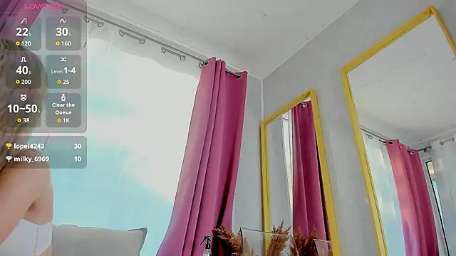 MeganKroft  online show from 02.19.26