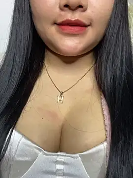 Snapshot of Violet_pusy chatting on 03.09.26 Violet pusy online show from 03.09.26