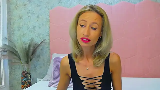 DeliaMArlow online show from 07.18.26