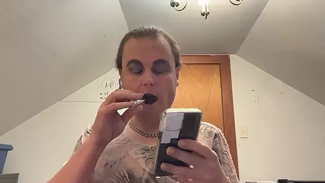 Snapshot of RaeganV chatting on 02.23.26 RaeganV online show from 02.23.26