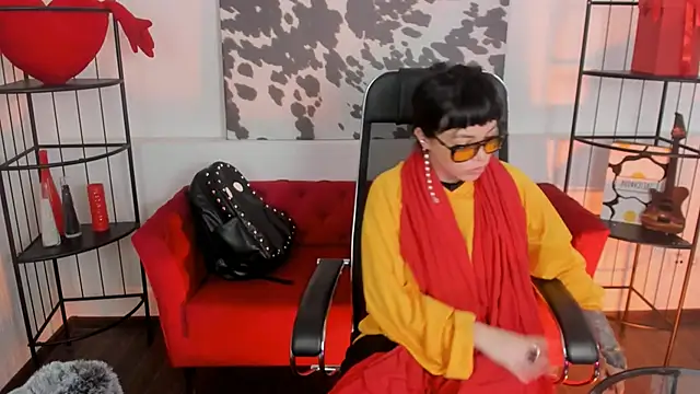 Snapshot of NeoGeisha chatting on 06.01.26 NeoGeisha online show from 06.01.26