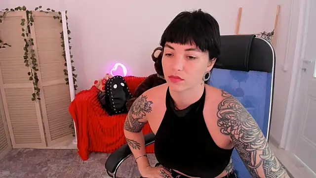 NeoGeisha online show from 08.07.26